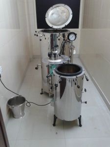 Vertical autoclave 6Kw