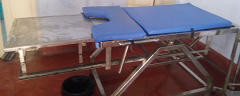 Gynaecology examination table