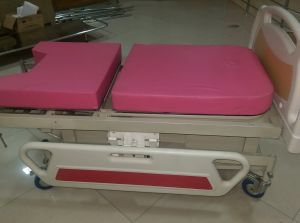 Hospitech LABOUR TABLE HI - 2054