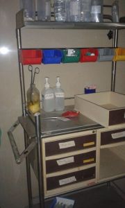 Medicine trolley, hospital furniture, used medicine trolley, buy sell medical equipment, primedeq, medical equipment marketplace,medical equipment, e-marketplace, biomedical equipment online, rental, service, spares, AMC