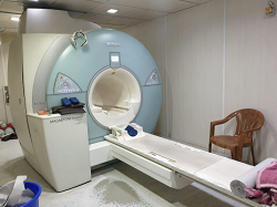 Siemens used MRI Scanner , 1.5 T MRI Scanner at best price 