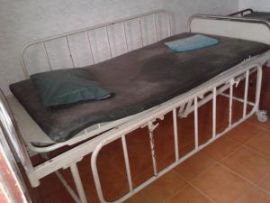 Patient cot, used patient cot, used hospital bed, online hospital cot, used equipment online, online used patient cot, buy sell medical equipment, primedeq, medical equipment marketplace,medical equipment, e-marketplace, biomedical equipment online, renta