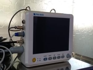 Patient monitor PM 9000