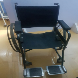 Foldable wheel chair