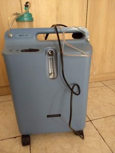 Philips Respironics Everflo Oxygen Concentrator,buy sell medical equipment, primedeq, medical equipment marketplace,medical equipment, e-marketplace, biomedical equipment online, rental, service, spares, AMC, used, new equipment, O2 Concentrator Oxy 100 ,