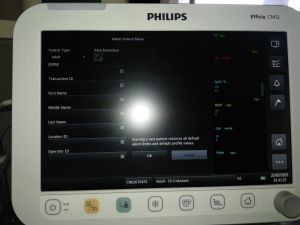 Philips Patient Monitor CM12