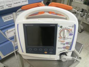 Nihon Kohden Defibrillator Cardiolife