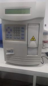 OZOLYTE ELECTROLYTE ANALYZER