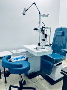 Buy used ophthalmic chair unit