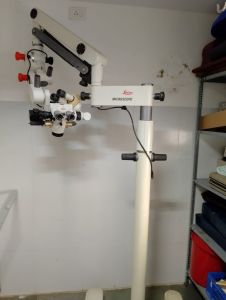 Leica M651 Surgical Microscope